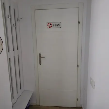 Downtown Apartamento Tirana