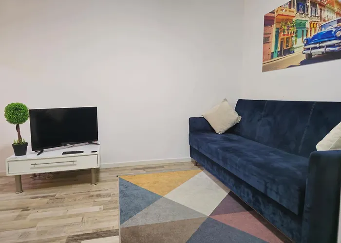 Downtown Apartment *